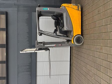 Jungheinrich EFG 220 464DZ &mdash; used warehouse equipment | Booster Lift