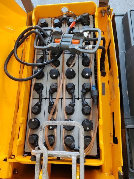 Jungheinrich ERE 225 2021y/ 2816mh &mdash; used warehouse equipment | Booster Lift