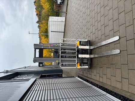 Jungheinrich EFG 220 464DZ &mdash; used warehouse equipment | Booster Lift