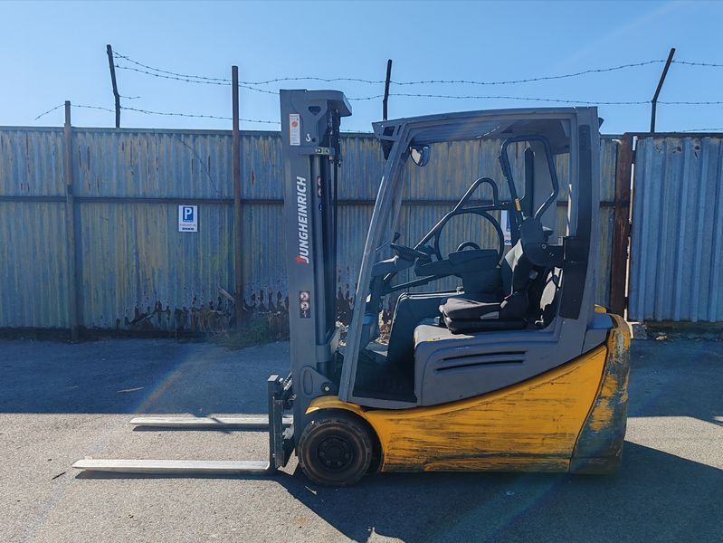 Jungheinrich EFG 216 4.8m/ 2017y/ 9710h &mdash; gebrauchte Stapler | Booster Lift