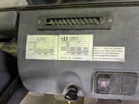 Jungheinrich TFG425 5m/ 4466mh/ 2010y &mdash; used warehouse equipment | Booster Lift