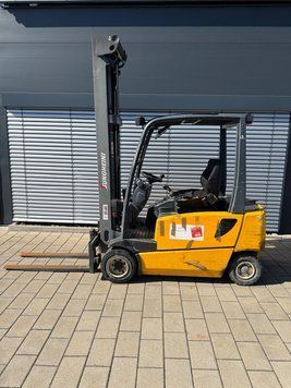 Jungheinrich EFG VAC 20 &mdash; gebrauchte Stapler | Booster Lift